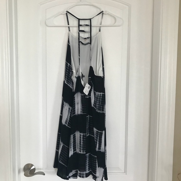 Staccato Black and White Tie-Dye Dress - Picture 3 of 5